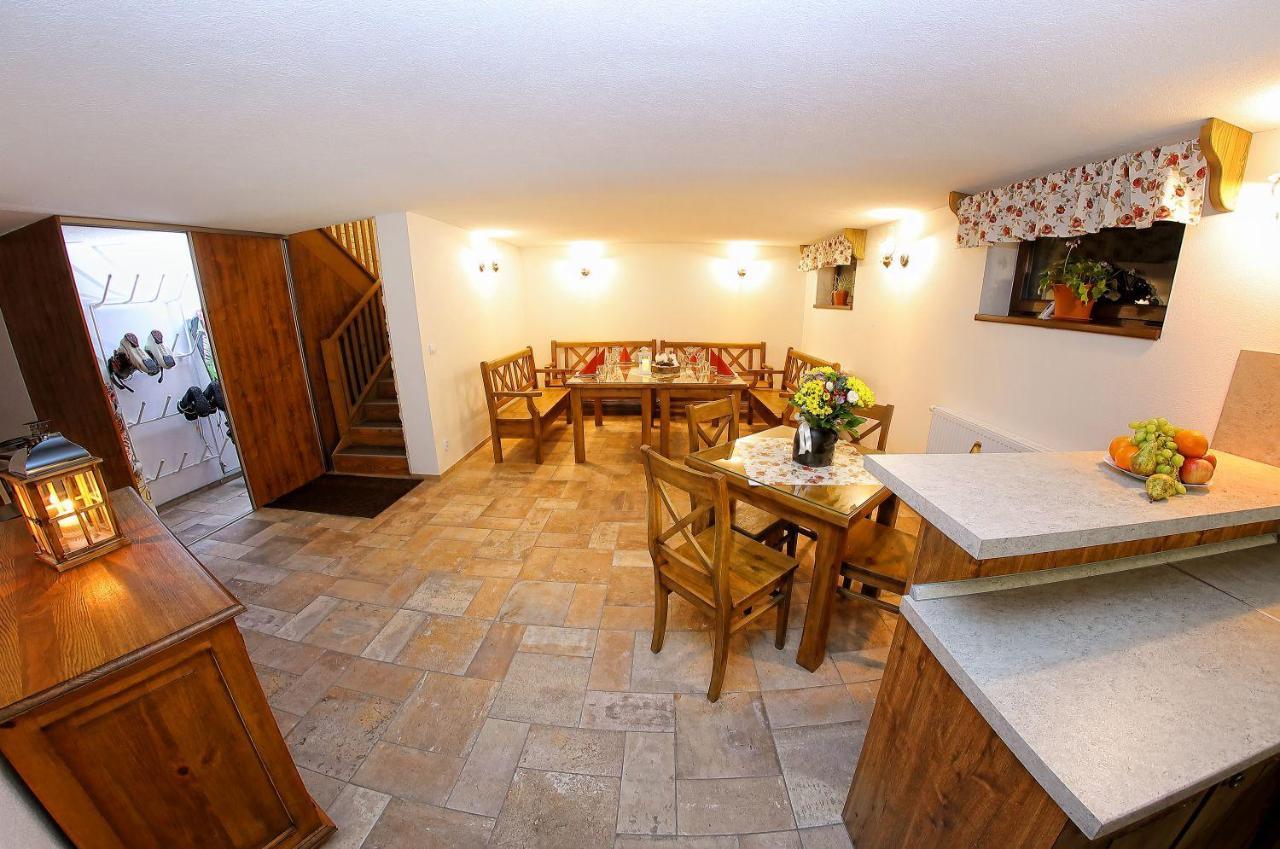 Apartmany Pod Chopkom Pavčina Lehota Exterior foto
